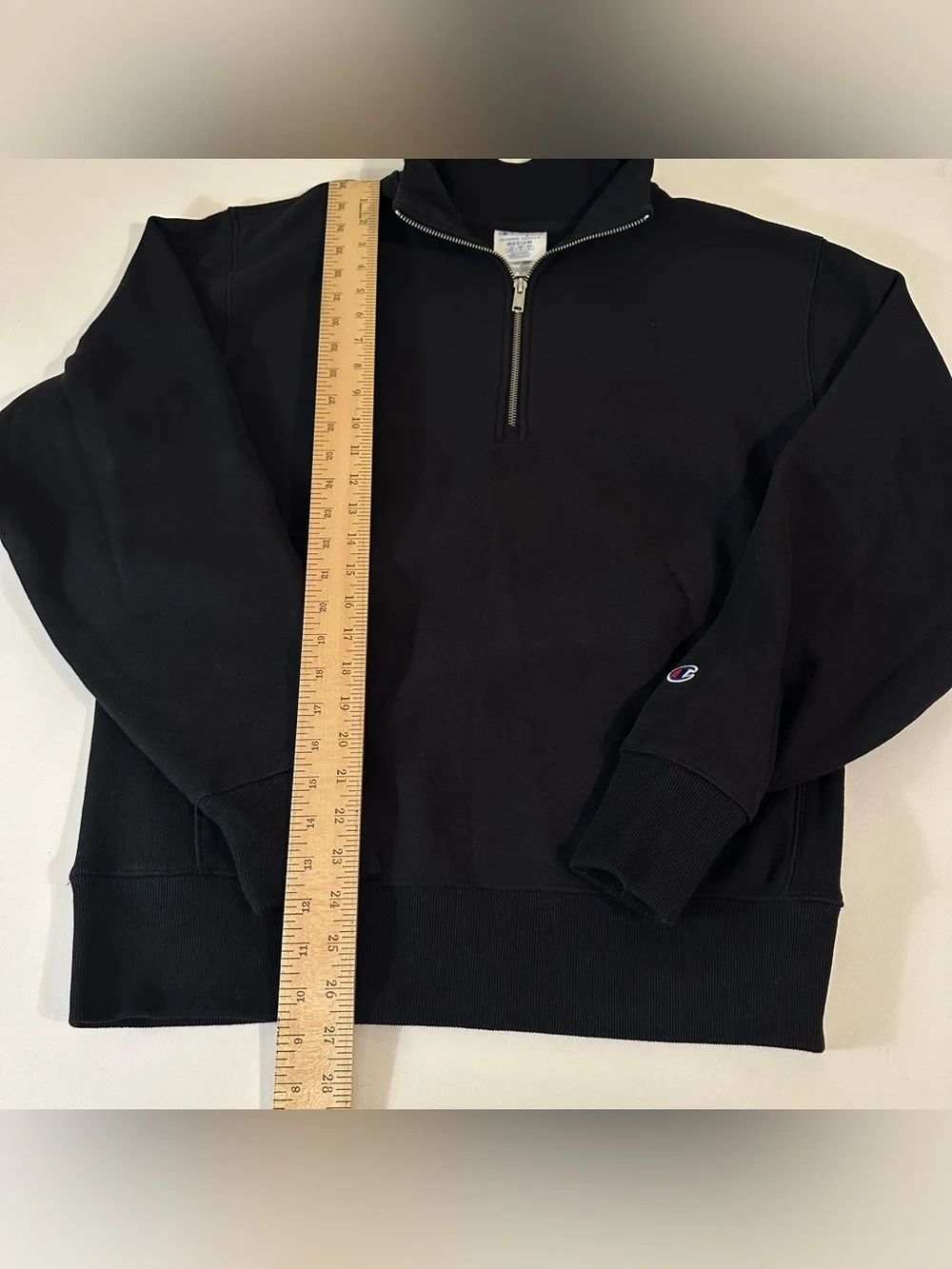 CHAMPION - MENS - HALF ZIP BLACK SWEATER